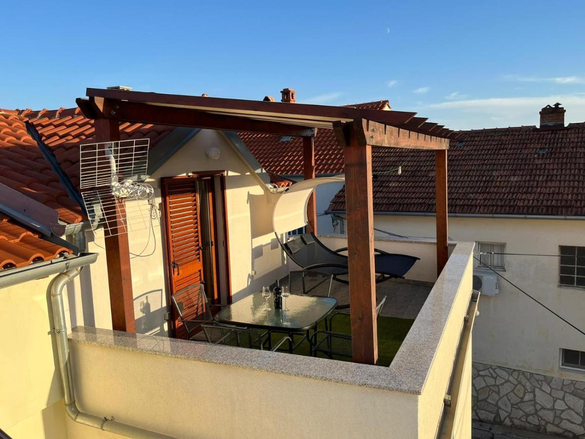 Вилла Vacation House Jakov Задар Экстерьер фото